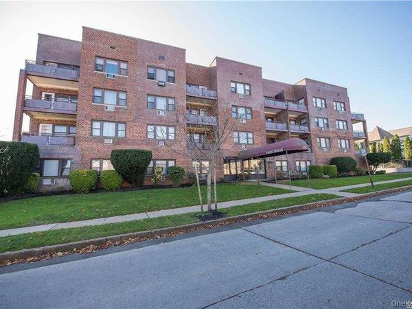 175 Archer Street, Unit 2E, Freeport, NY 11520