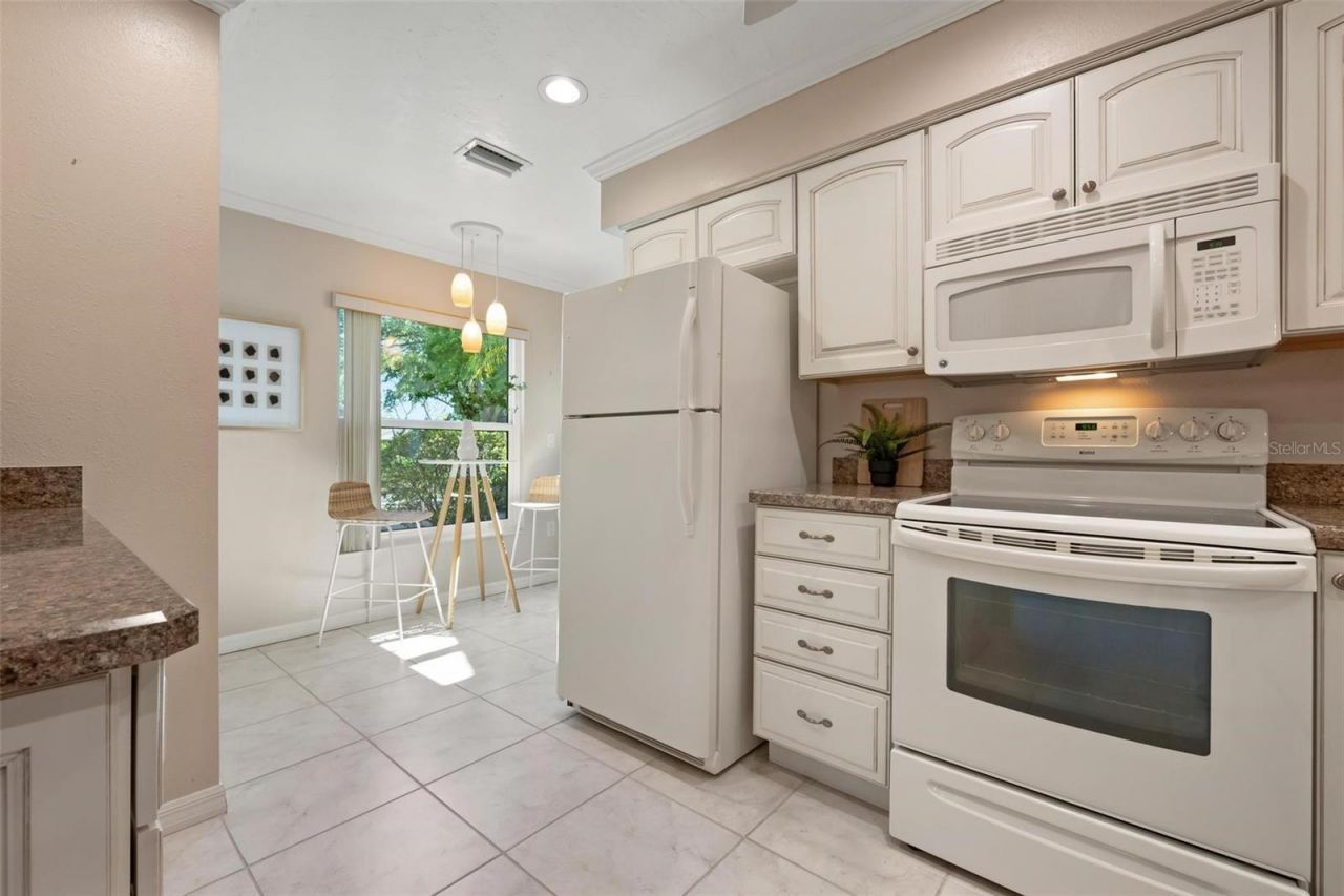 3320 Tallywood Court , Unit 7091, Sarasota, FL 34237 Photo