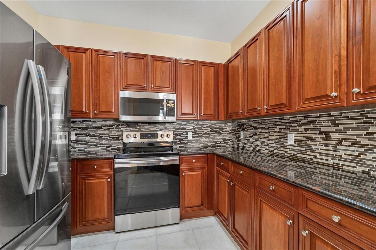 240 W End Drive, Unit 923, Punta Gorda, FL 33950 Photo