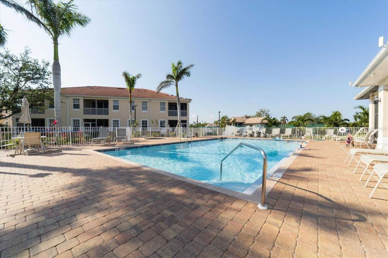 240 W End Drive, Unit 923, Punta Gorda, FL 33950 Photo