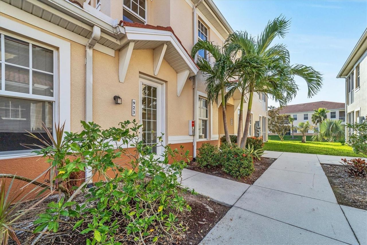 240 W End Drive, Unit 923, Punta Gorda, FL 33950 Photo