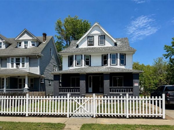 9807 Parkgate Avenue , Cleveland, OH 44108