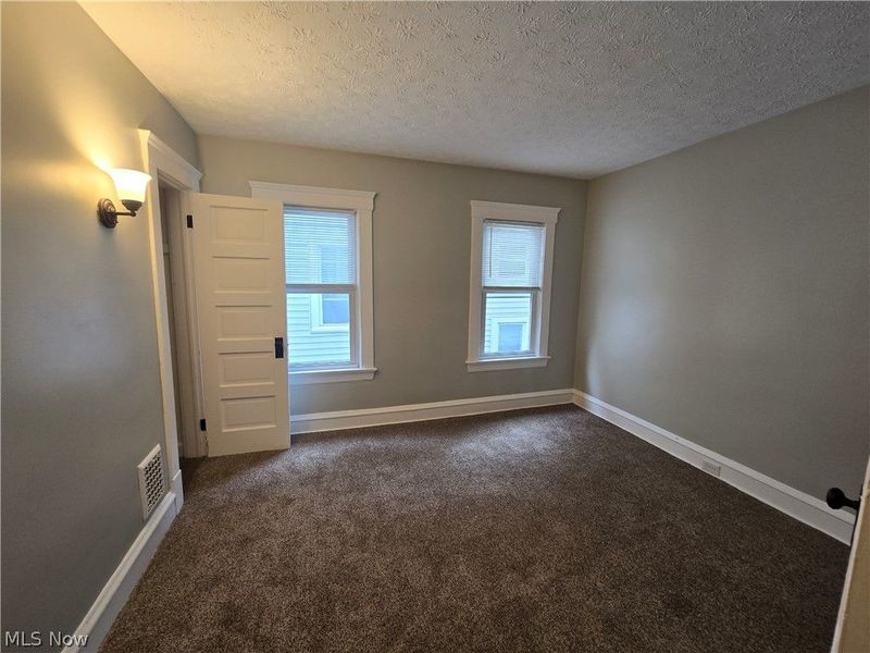 9807 Parkgate Avenue, Cleveland, OH 44108 Photo 6