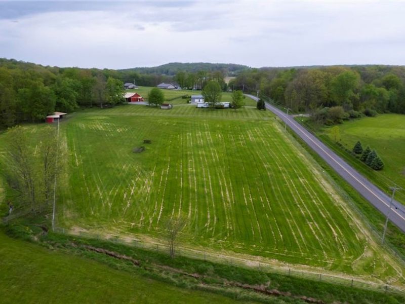 8582 Dundee Wilmot Road, Dundee, OH 44624 Photo 23