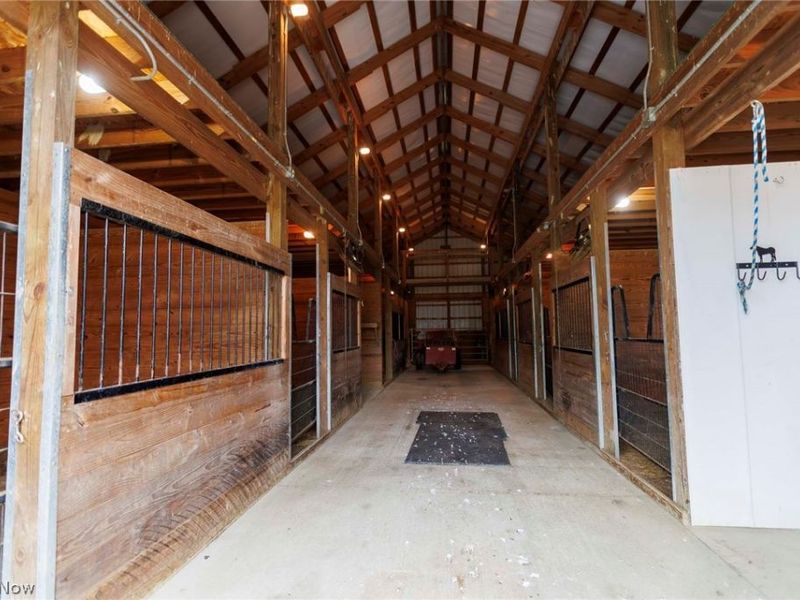 8582 Dundee Wilmot Road, Dundee, OH 44624 Photo 25