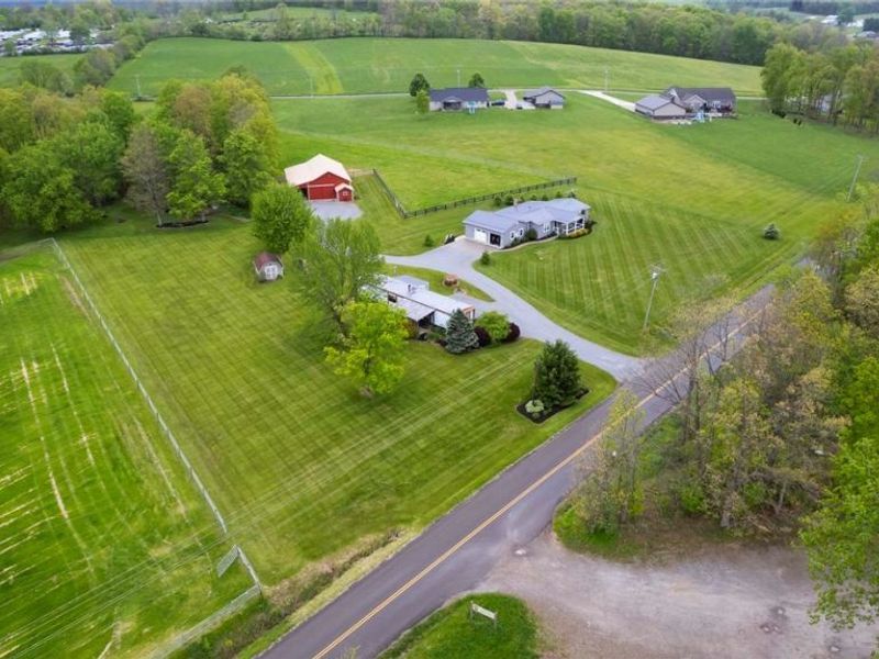 8582 Dundee Wilmot Road, Dundee, OH 44624 Photo 35
