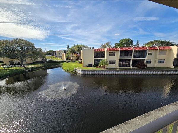 2050 Oleander Blvd , Unit 9-206, Fort Pierce, FL 34950