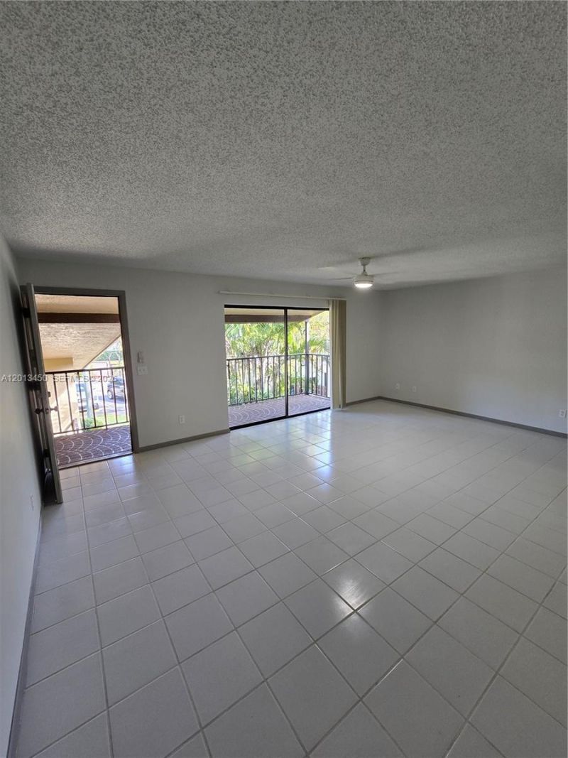 2050 Oleander Blvd , Unit 9-206, Fort Pierce, FL 34950 Photo