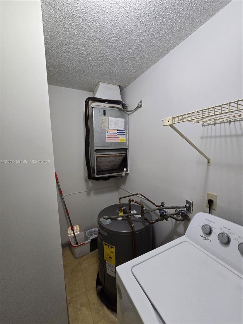 2050 Oleander Blvd , Unit 9-206, Fort Pierce, FL 34950 Photo