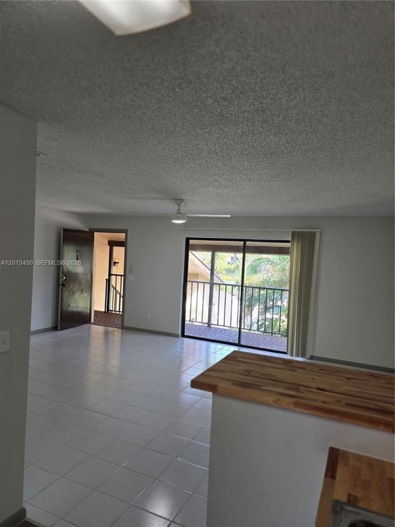 2050 Oleander Blvd , Unit 9-206, Fort Pierce, FL 34950 Photo