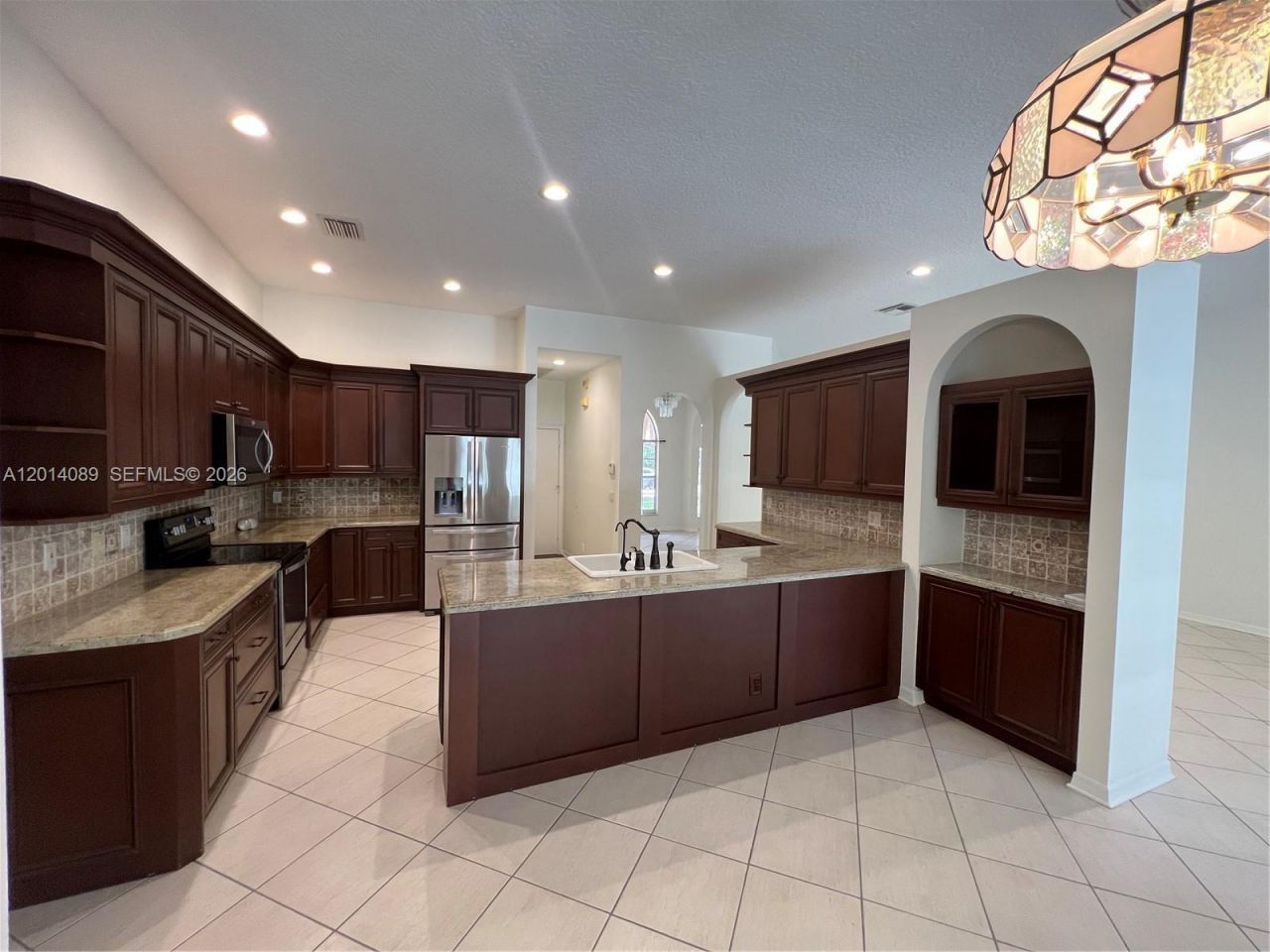 2051 NW 125th Ter, Pembroke Pines, FL 33028 Photo