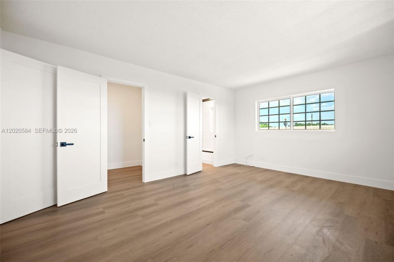 8107 SW 72nd Ave, Unit 413E, Miami, FL 33143 Photo