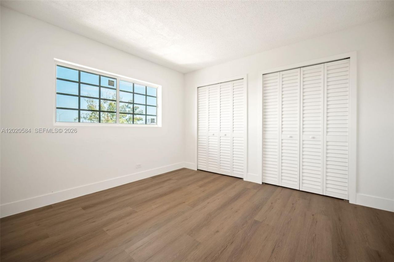 8107 SW 72nd Ave, Unit 413E, Miami, FL 33143 Photo