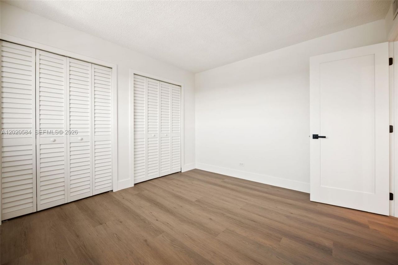 8107 SW 72nd Ave, Unit 413E, Miami, FL 33143 Photo