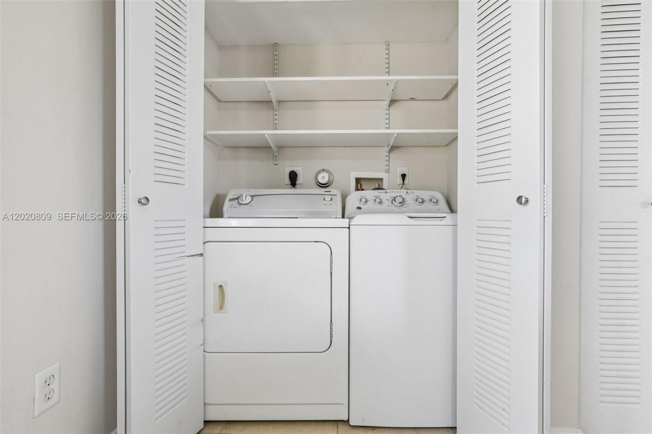 6235 SW 47th Mnr , Unit 201, Davie, FL 33314 Photo