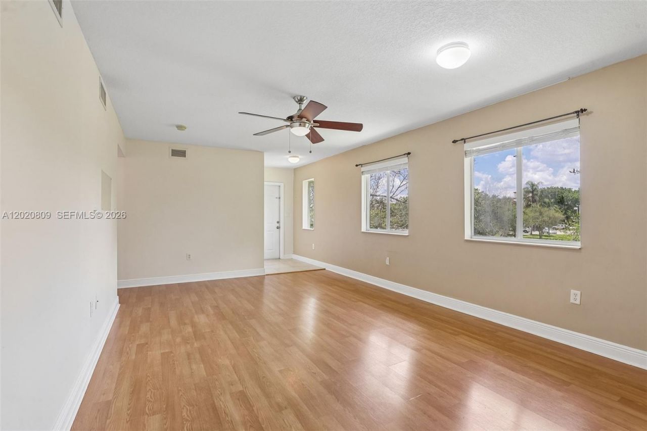 6235 SW 47th Mnr , Unit 201, Davie, FL 33314 Photo