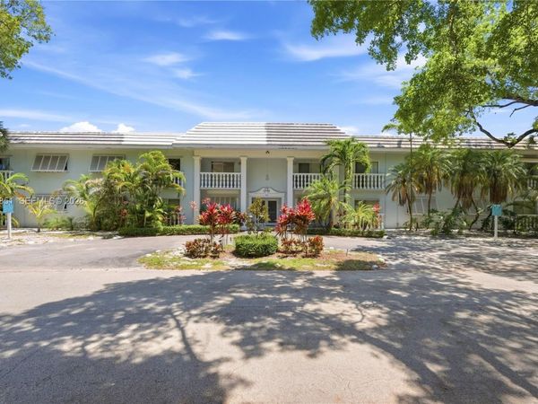 1200 Mariposa Ave , Unit E104, Coral Gables, FL 33146