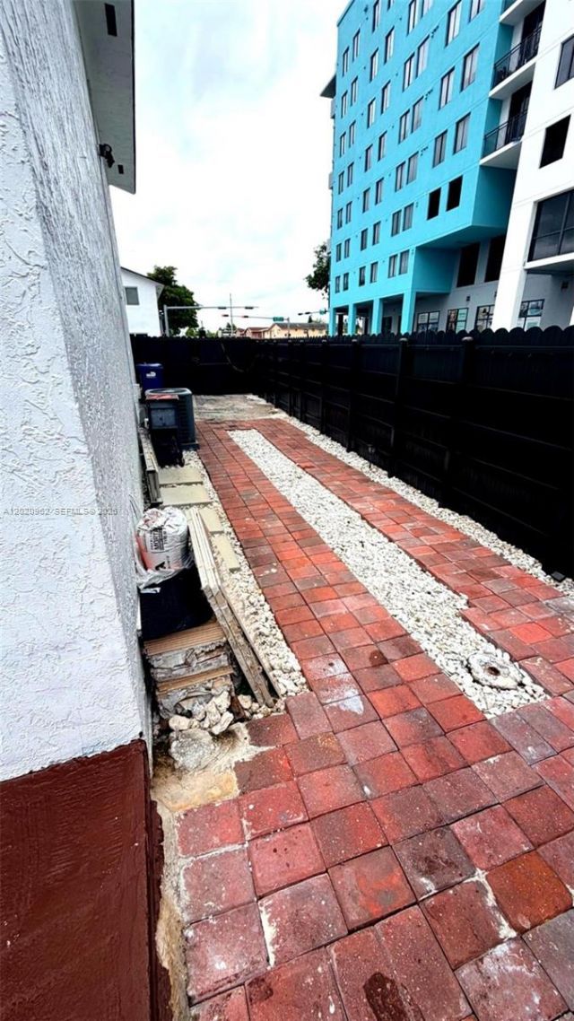 401 SW 109th Ave, Unit 14, Miami, FL 33174 Photo