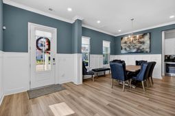 722 Blueway Avenue photo 4