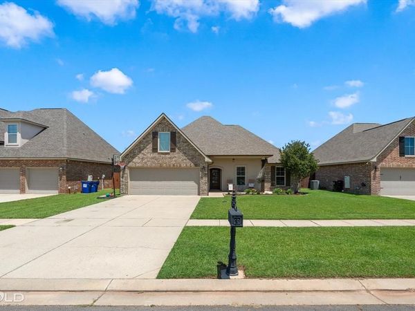216 Apalachee Way , Bossier City, LA 71111