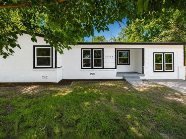 5400 Purington Avenue, Fort Worth, TX 76112