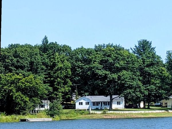 600 Bushong Beach Road, Gladwin, MI 48624