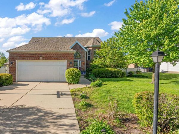 7310 E 103rd Avenue, Crown Point, IN 46307