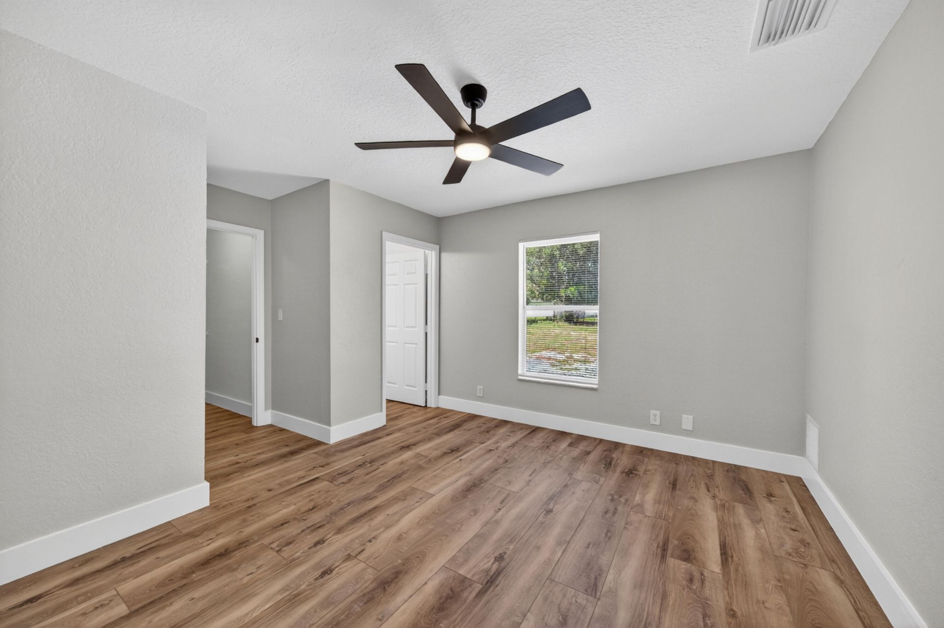 351 NW 8th Avenue, Delray Beach, FL 33444 Photo