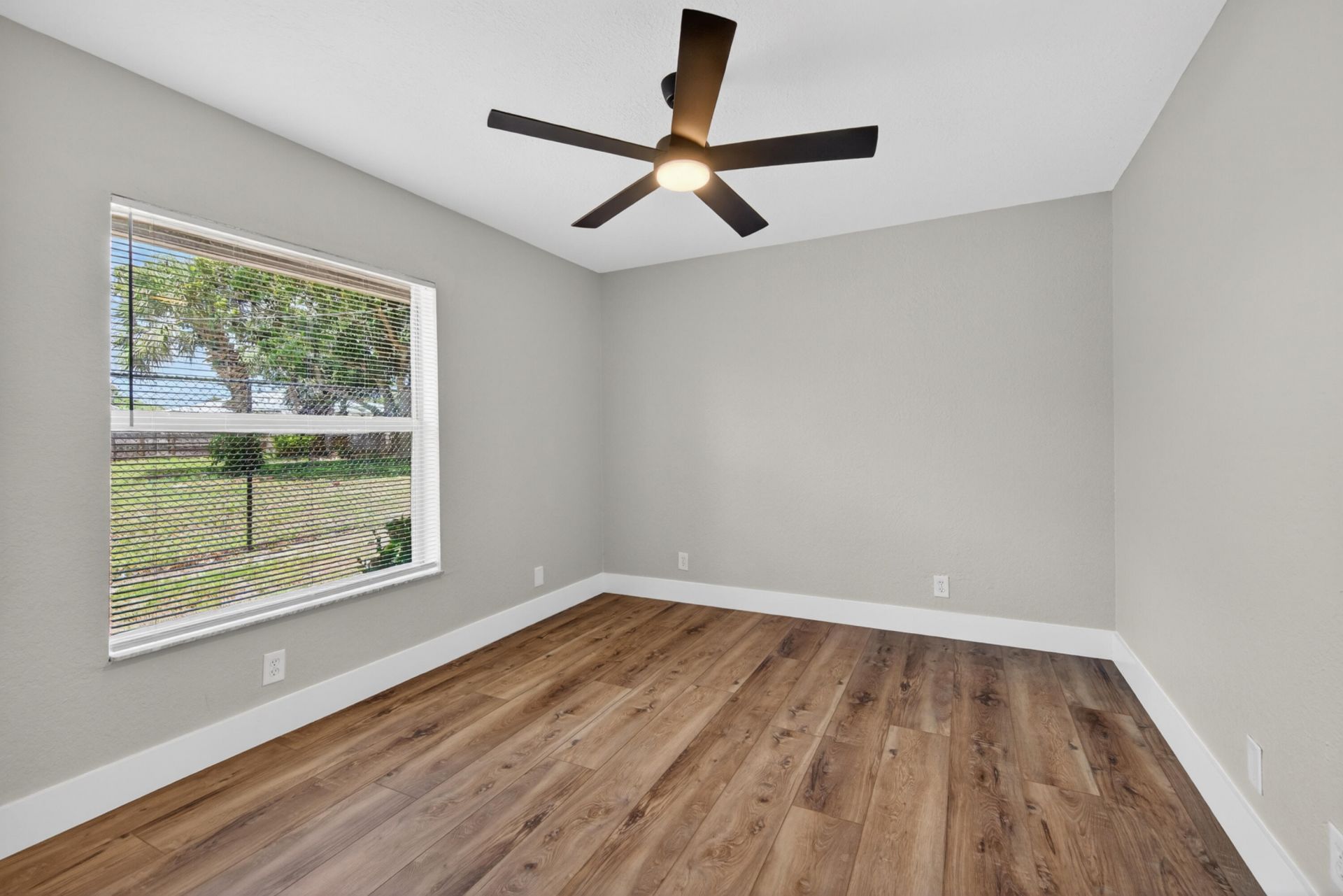 351 NW 8th Avenue, Delray Beach, FL 33444 Photo