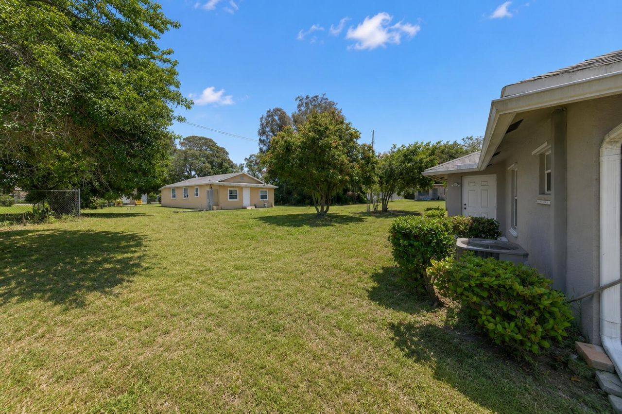 351 NW 8th Avenue, Delray Beach, FL 33444 Photo