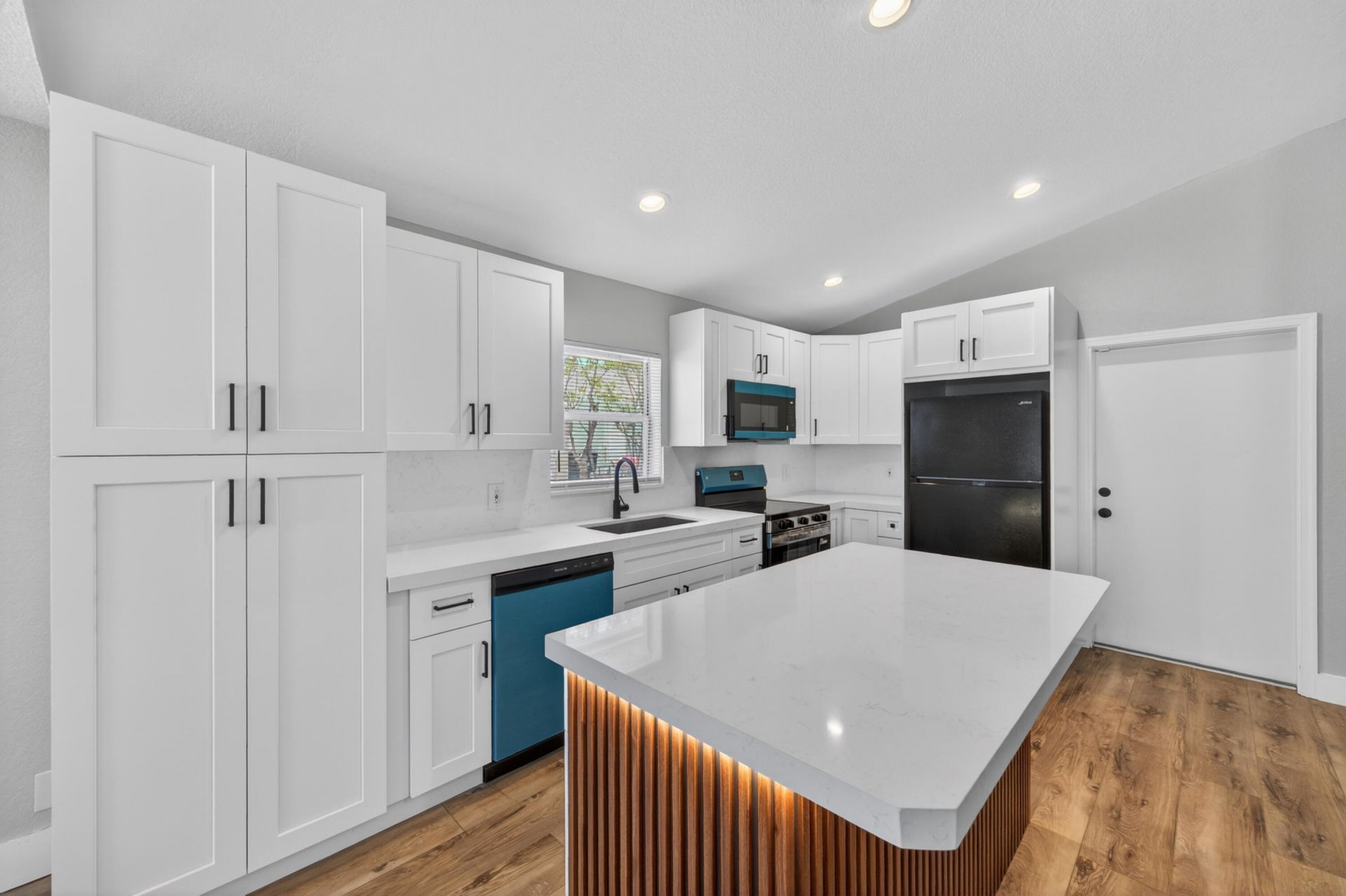 351 NW 8th Avenue, Delray Beach, FL 33444 Photo