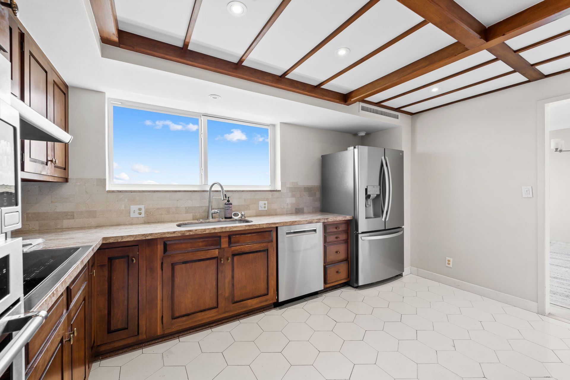 333 Sunset Drive, Unit Apt 1008, Fort Lauderdale, FL 33301 Photo