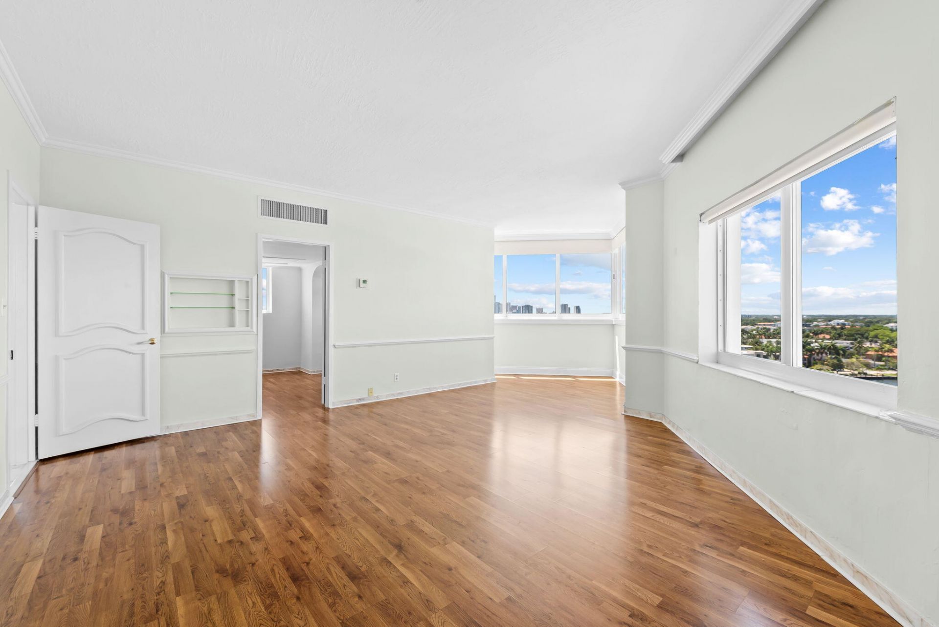 333 Sunset Drive, Unit Apt 1008, Fort Lauderdale, FL 33301 Photo