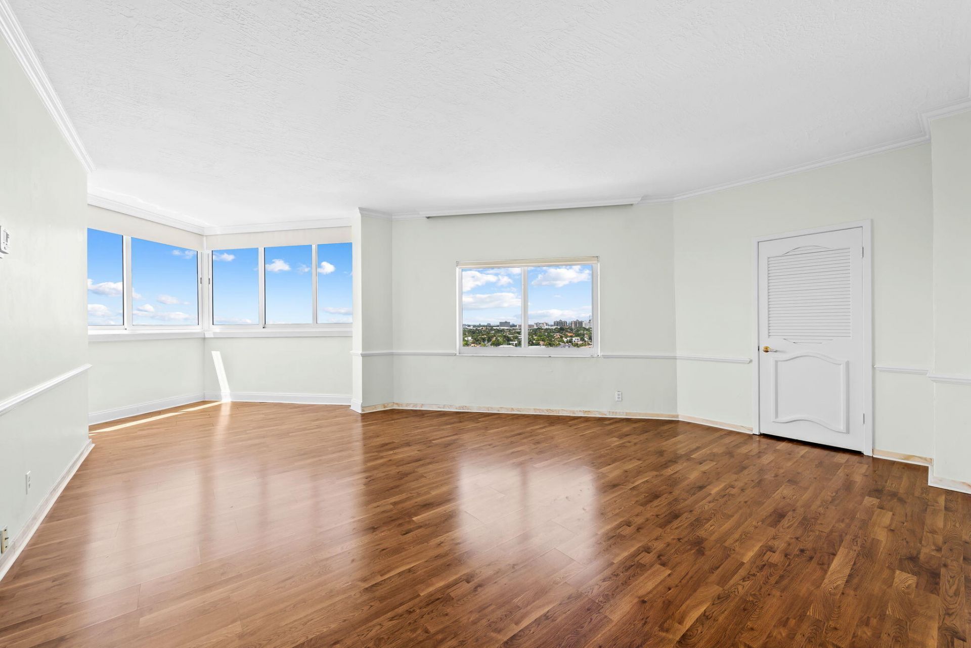 333 Sunset Drive, Unit Apt 1008, Fort Lauderdale, FL 33301 Photo