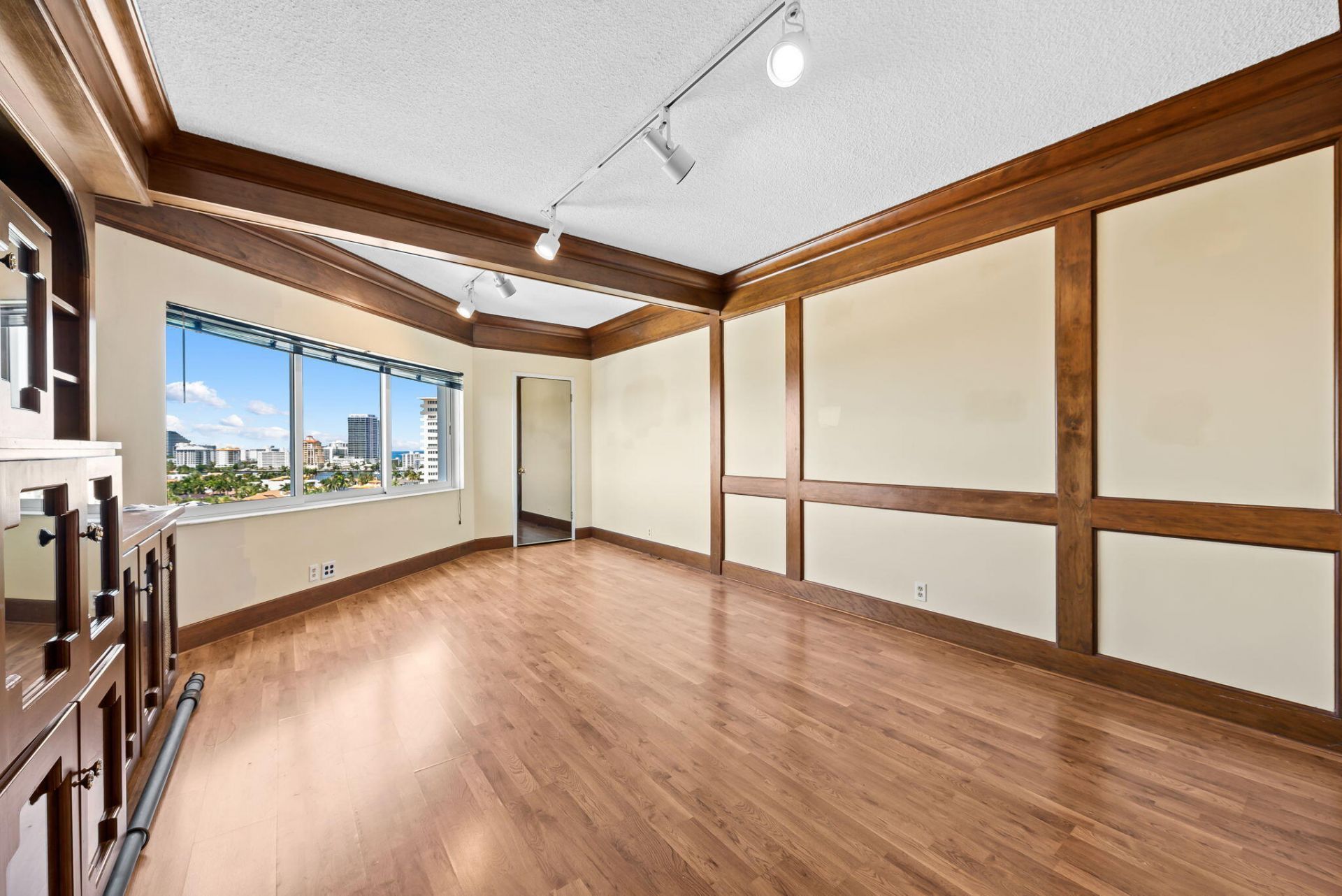 333 Sunset Drive, Unit Apt 1008, Fort Lauderdale, FL 33301 Photo