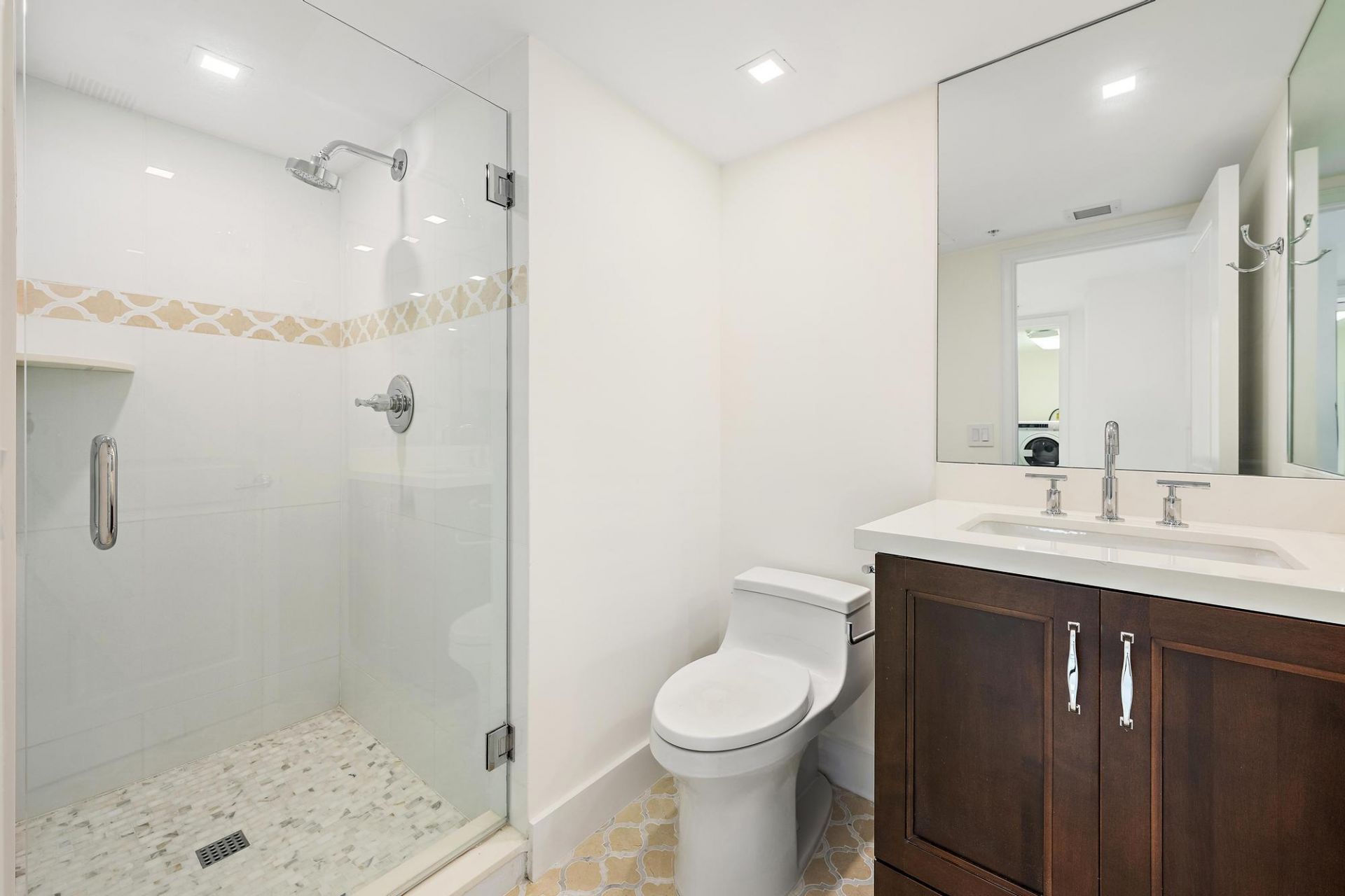 2450 Presidential Way, Unit 505, West Palm Beach, FL 33401 Photo