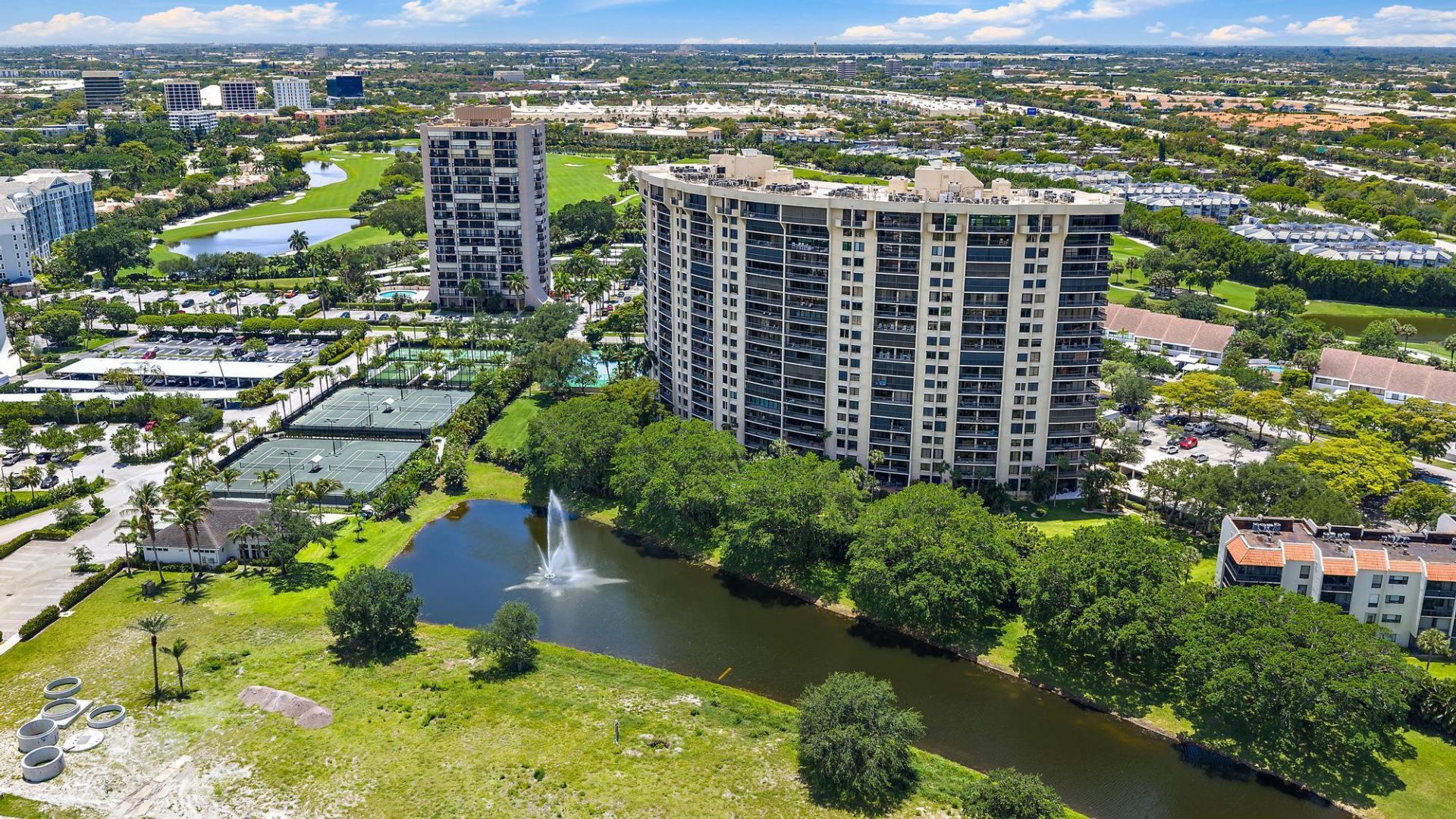 2450 Presidential Way, Unit 505, West Palm Beach, FL 33401 Photo