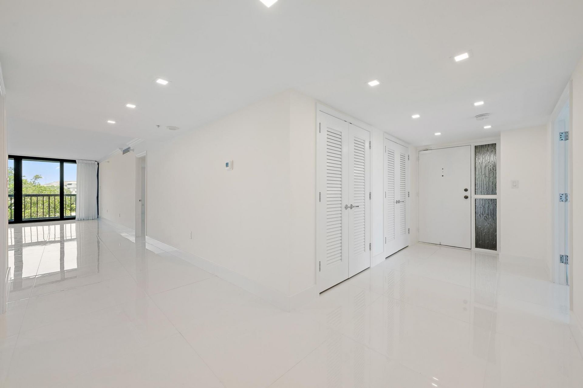 2450 Presidential Way, Unit 505, West Palm Beach, FL 33401 Photo