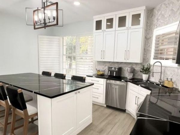 8070 Murano Circle, Palm Beach Gardens, FL 33418