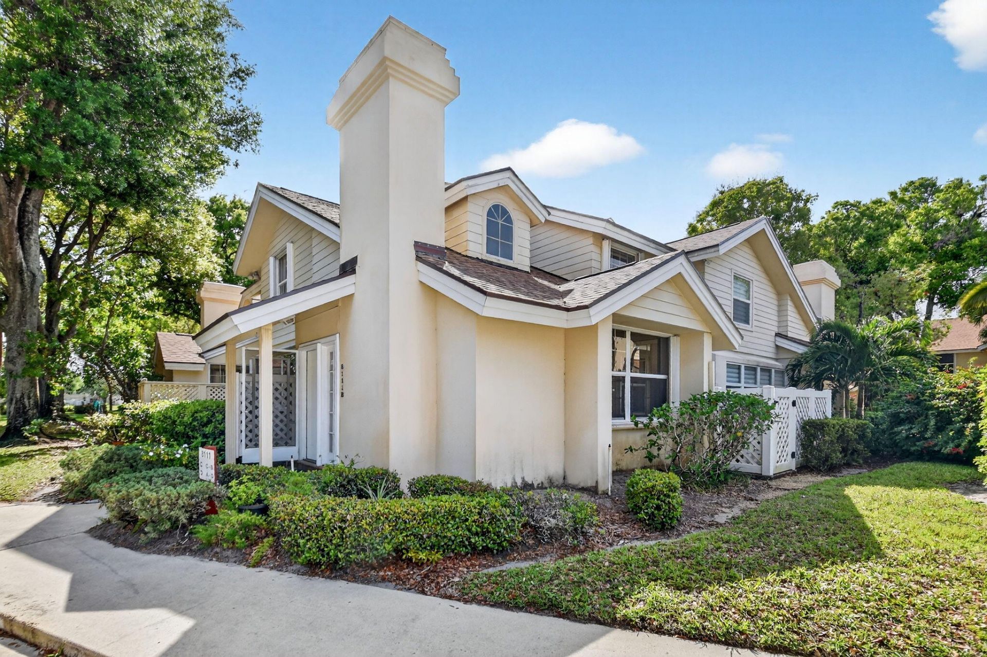 8111 Northboro Court, Unit 11b, Lake Clarke Shores, FL 33406 Photo