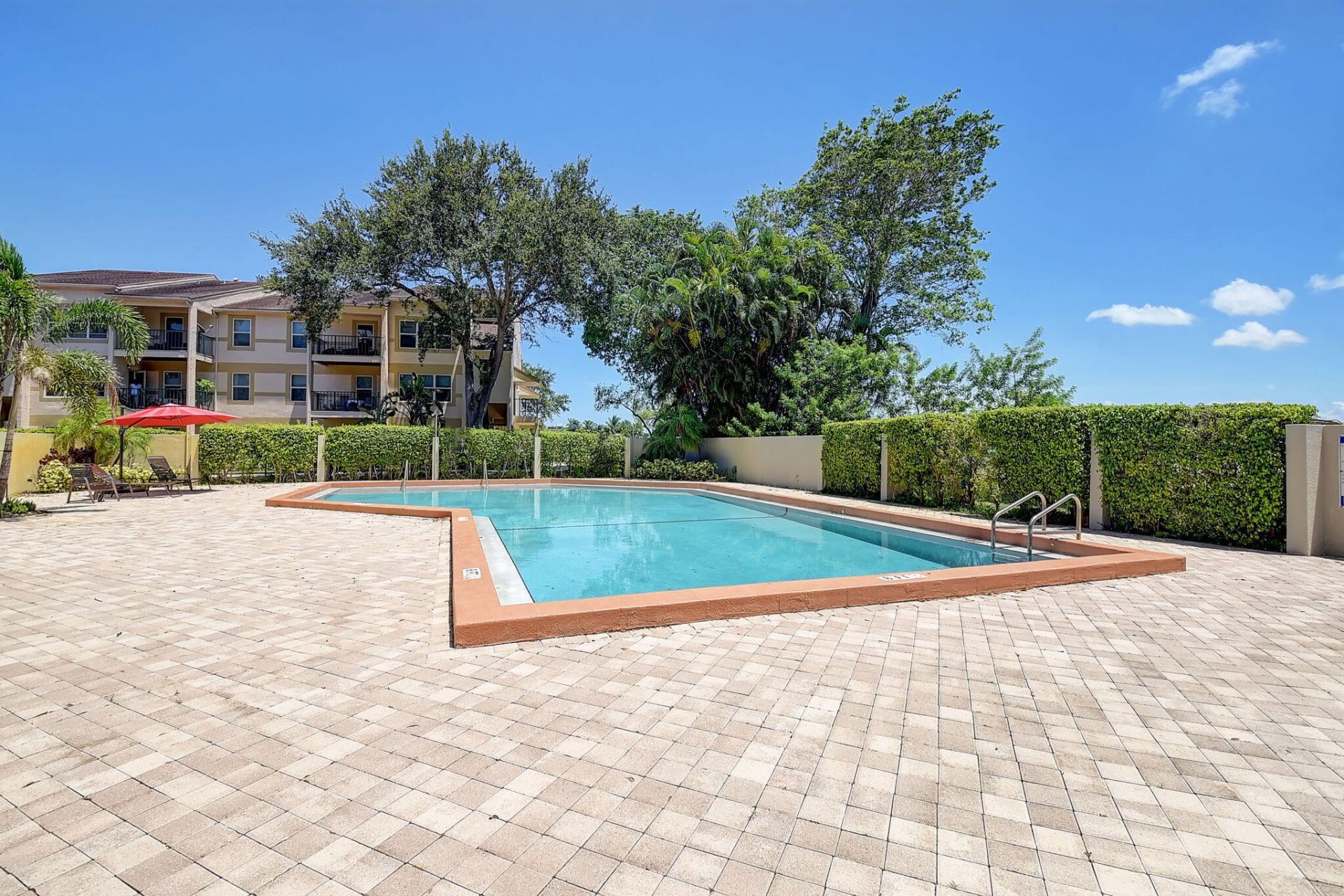 8111 Northboro Court, Unit 11b, Lake Clarke Shores, FL 33406 Photo
