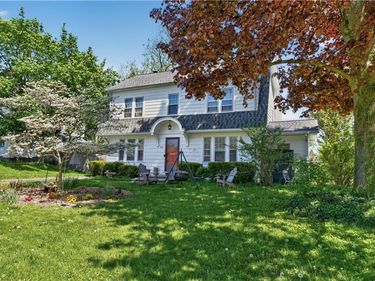 370 Susquehanna Road, Rochester, NY 14618