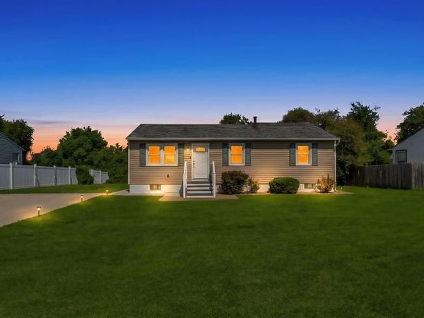 941 Provost Avenue, Bellport, NY 11713