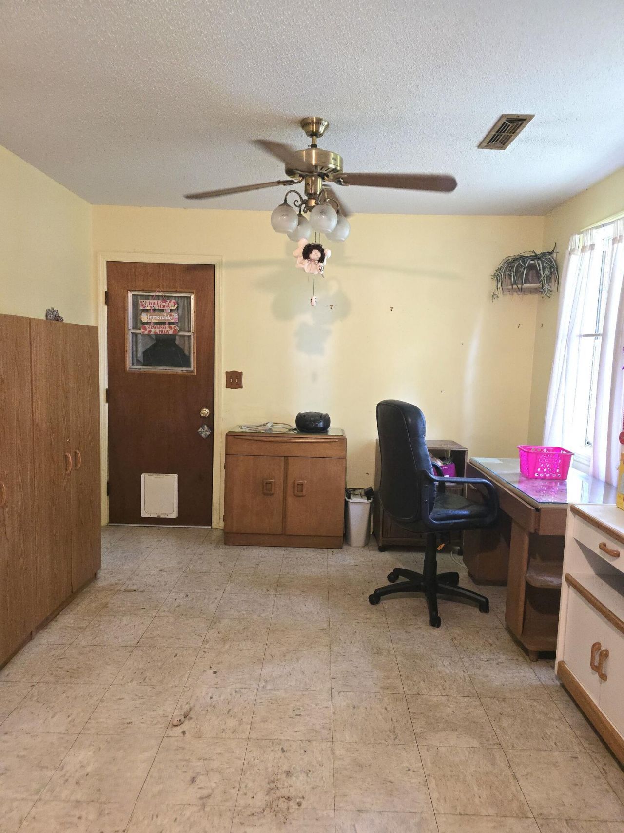 114 Barshay Drive Photo 3