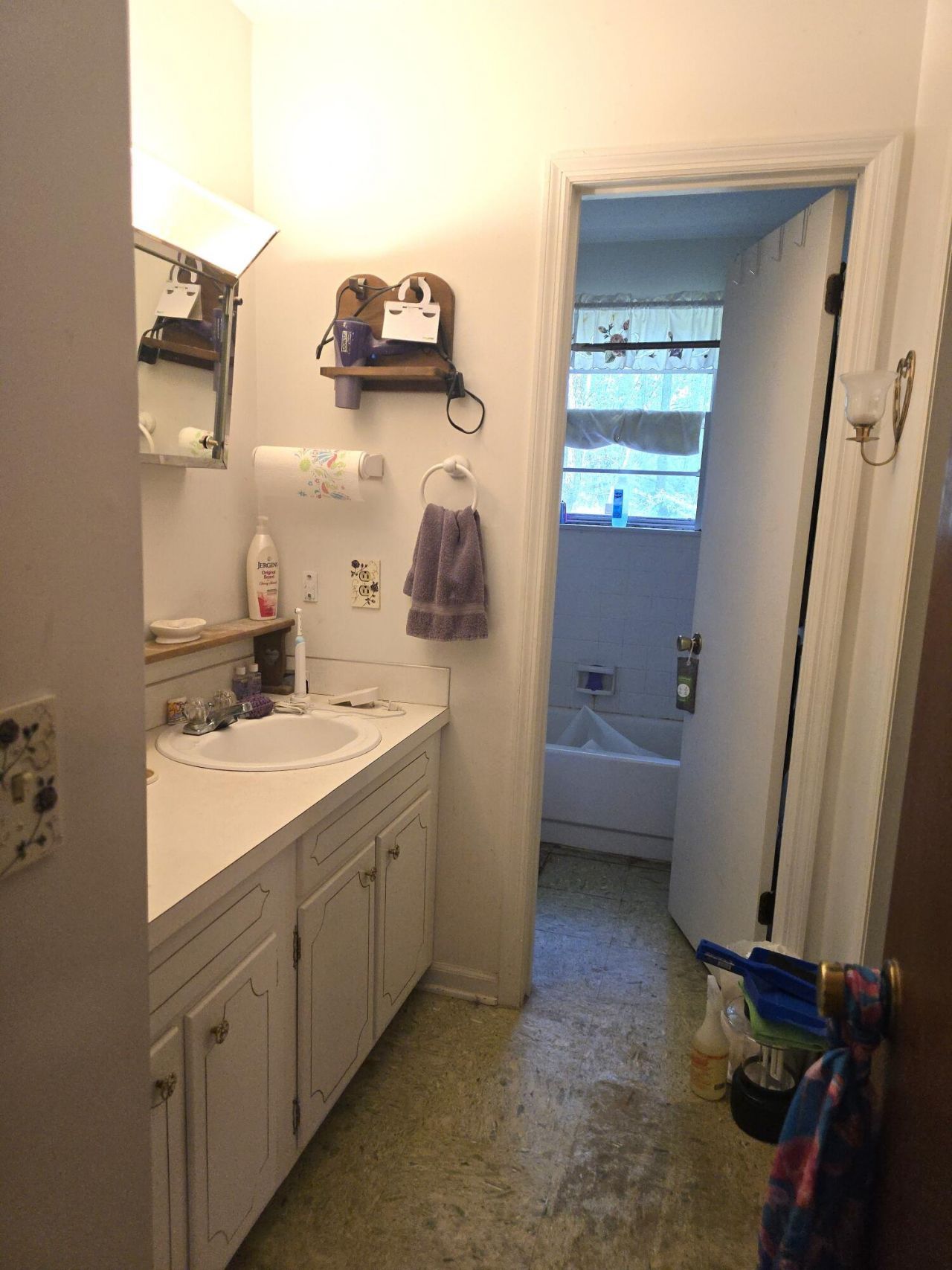 114 Barshay Drive Photo 6