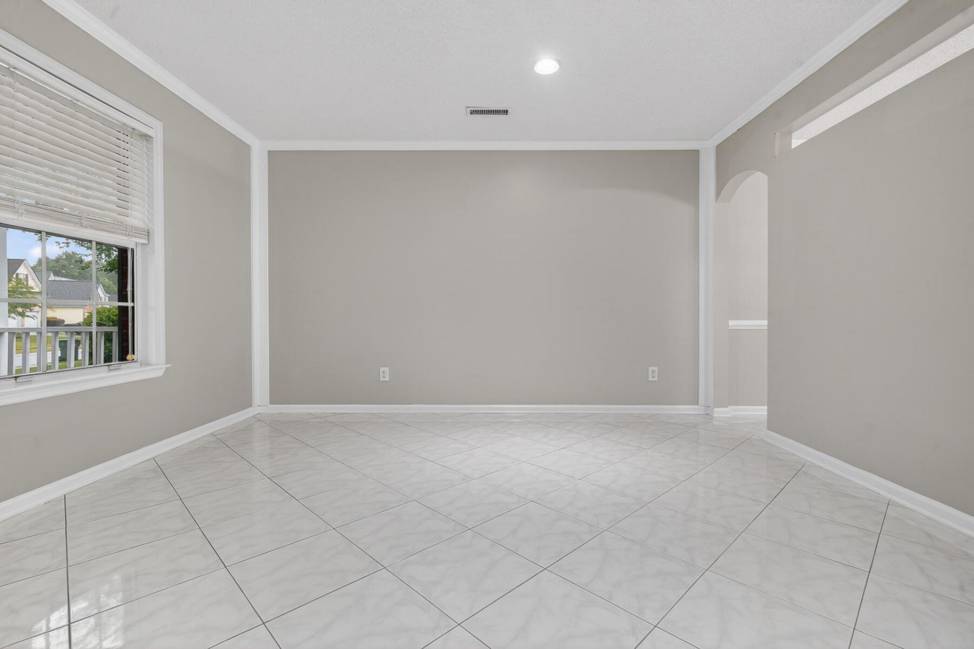 109 Preston Photo 34