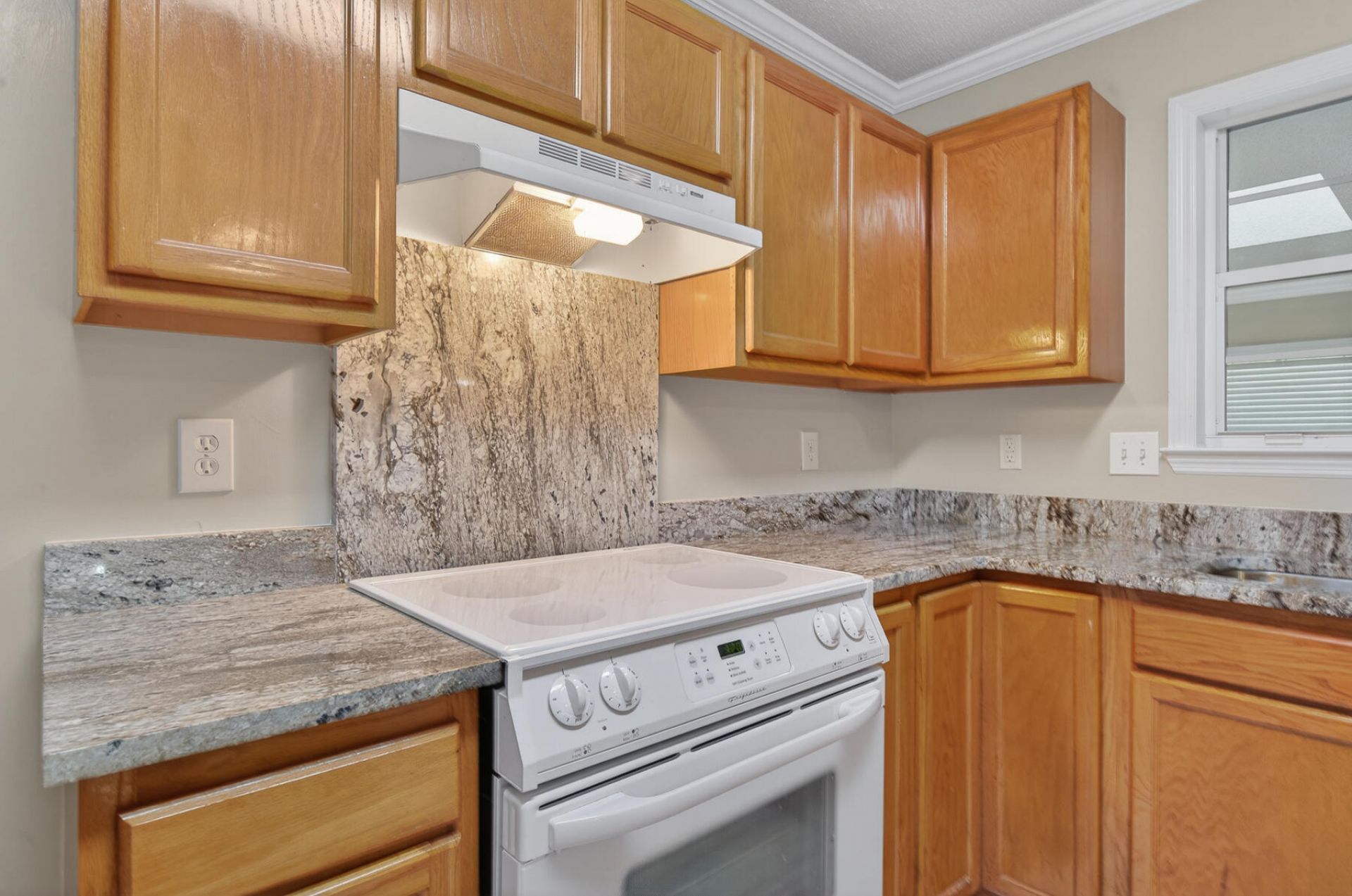 109 Preston Photo 46