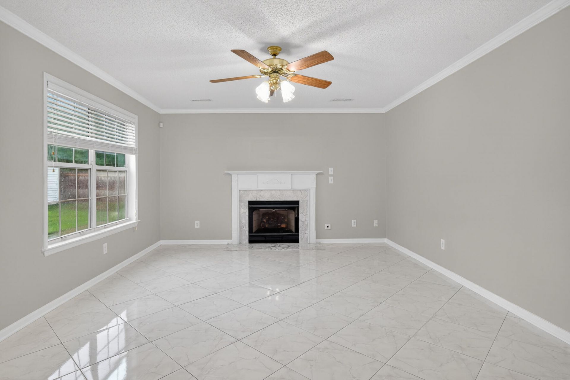 109 Preston Photo 54