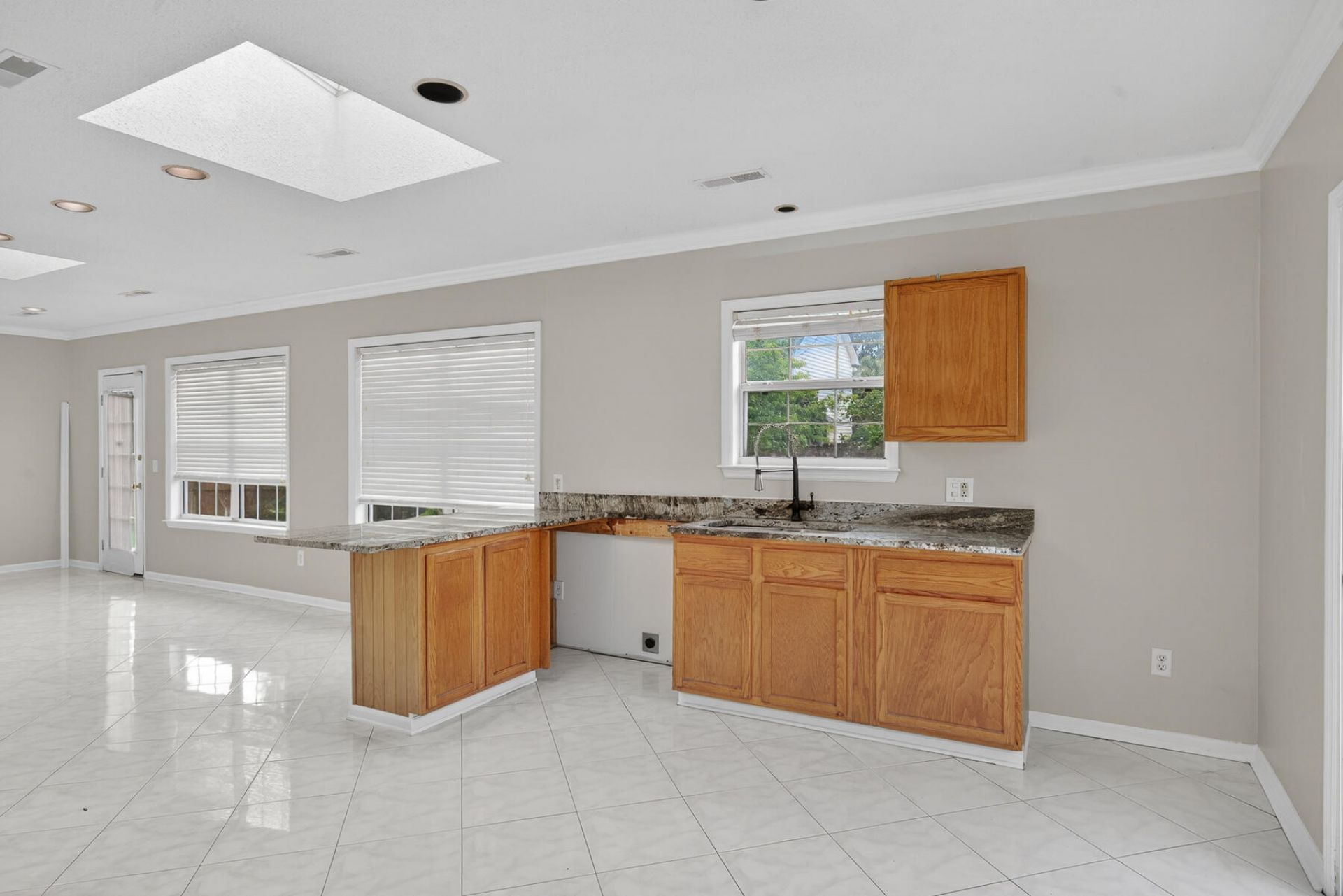 109 Preston Photo 56