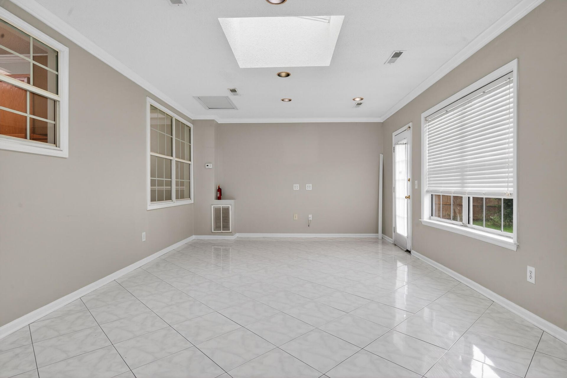109 Preston Photo 61